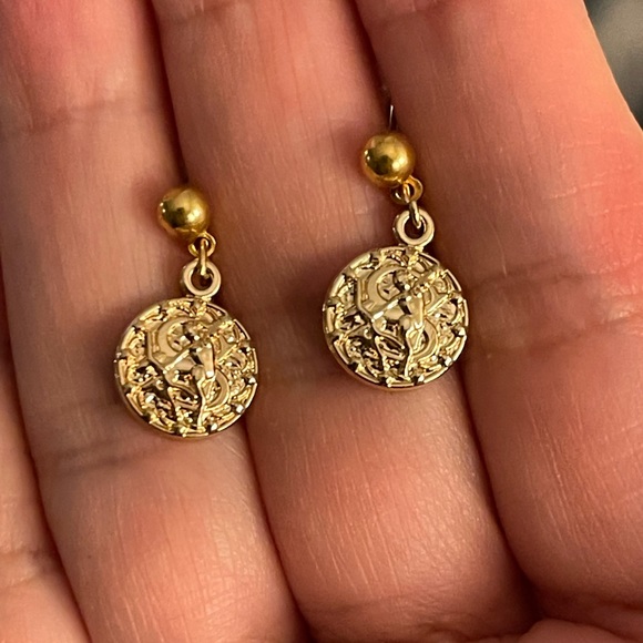 Sagittarius zodiac sign gold tone metal drop earrings - Picture 5 of 5